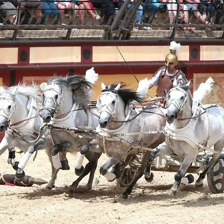 La Du Commandeur Hébergement de vacances