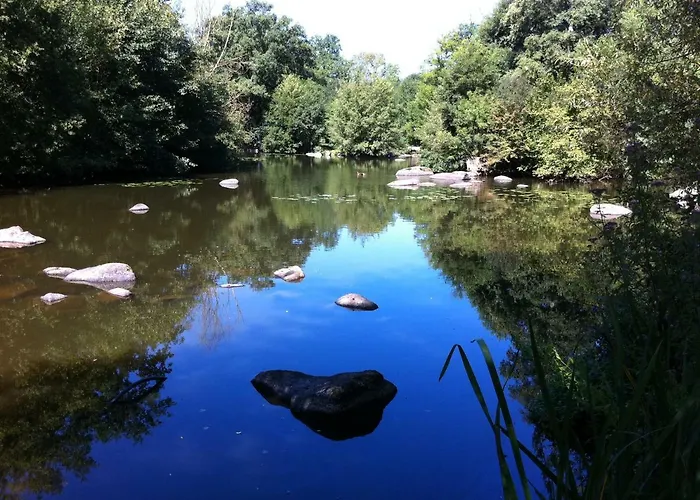 La Du Commandeur Saint-Laurent-sur-Sèvre